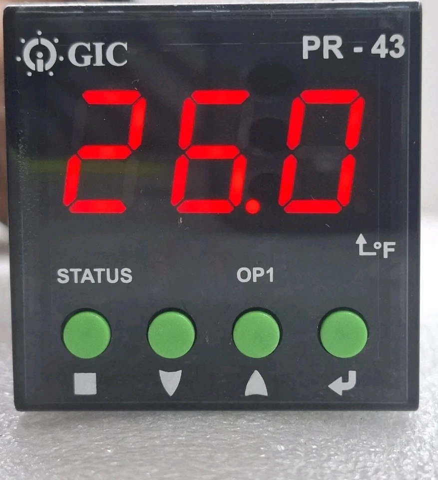 GIC PR-43 151G12B TEMPERATURE CONTROLLER 110-240 VAC/DC